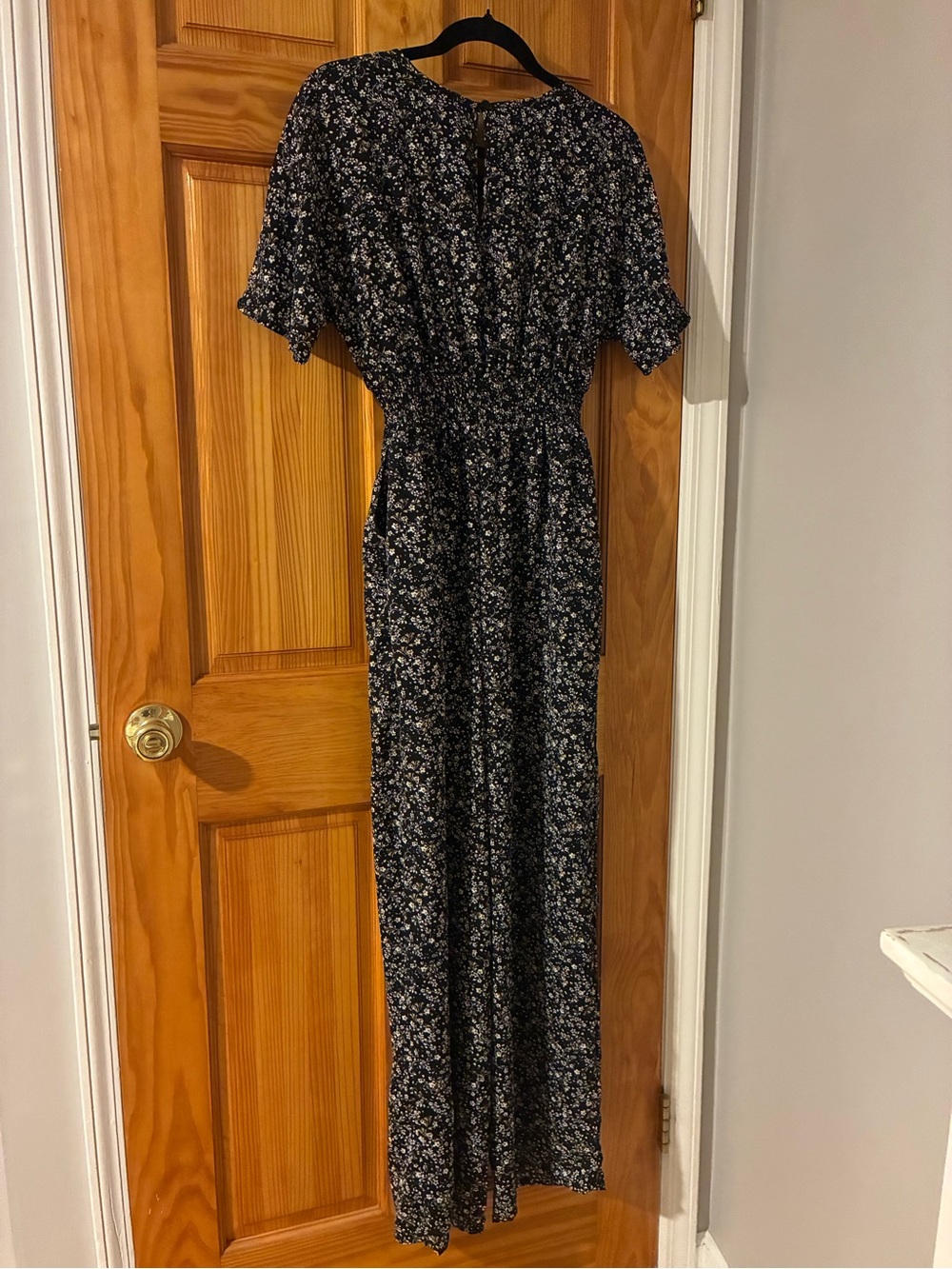 Japna Black Floral Short-Sleeve Jumpsuit - Picture 4 of 4